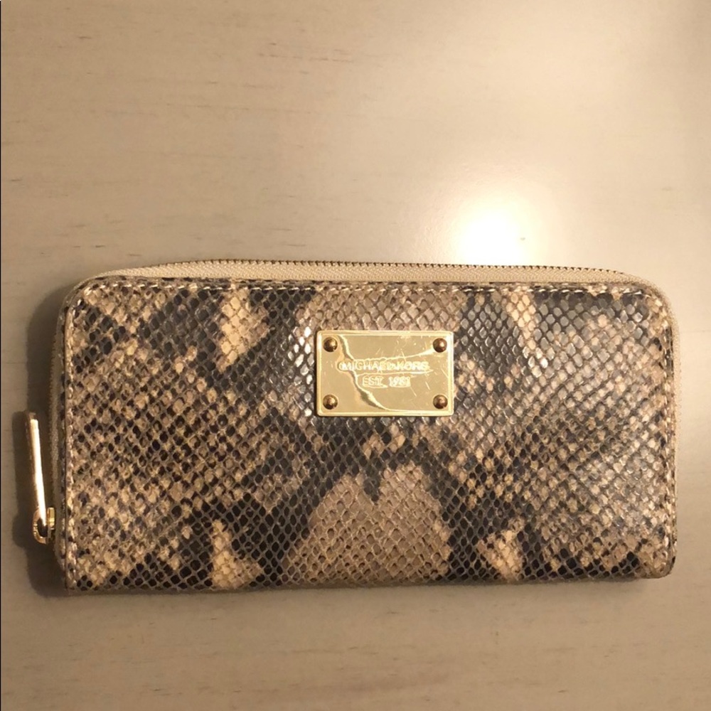 Michael Kors snakeskin Wallet